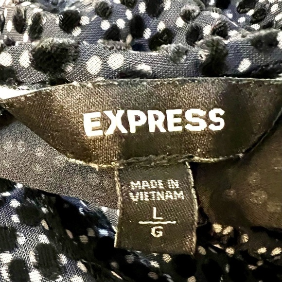 EXPRESS Speckled puffed long sleeves pleasant blouse black white polka dots L - Picture 8 of 11